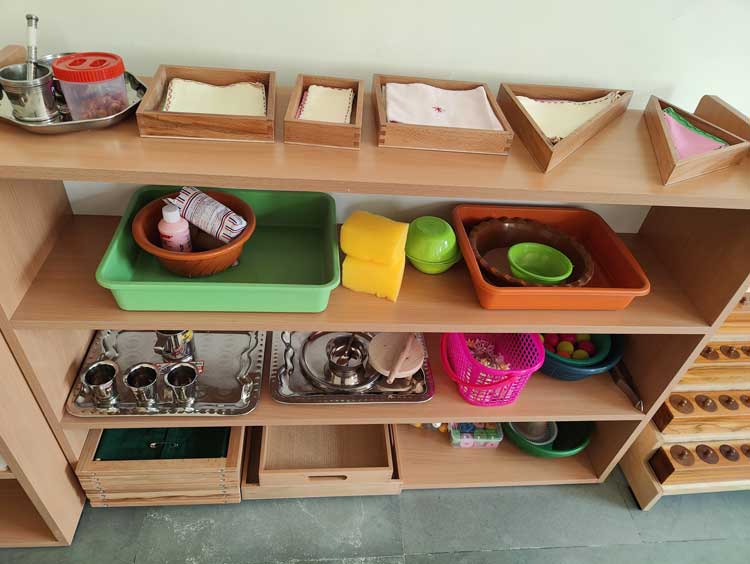 Montessori Lab Image